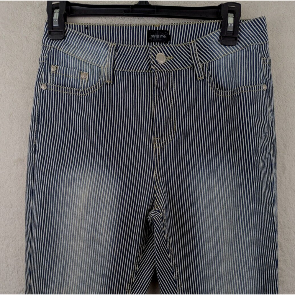 Style Me sz 6 Jeans skinny blue & white stripes thin stretchy 0360